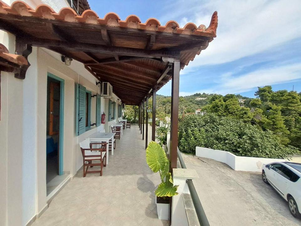 Pension Anna Patitírion Exterior foto